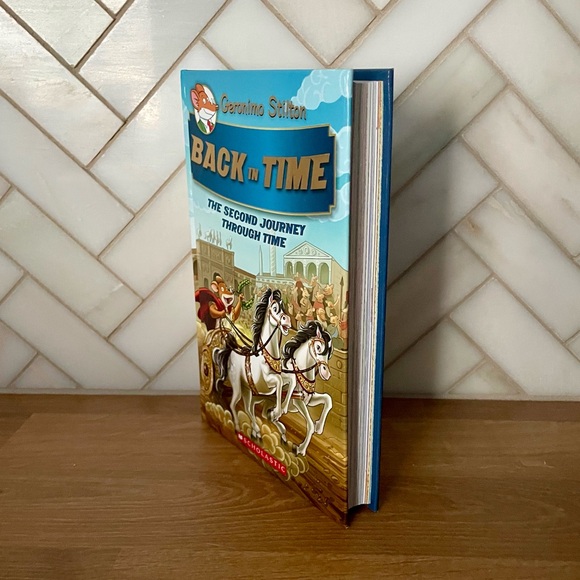 Geronimo Stilton Hardcover - Back in Time - Book 2 from Journey in Time Series - Picture 2 of 7